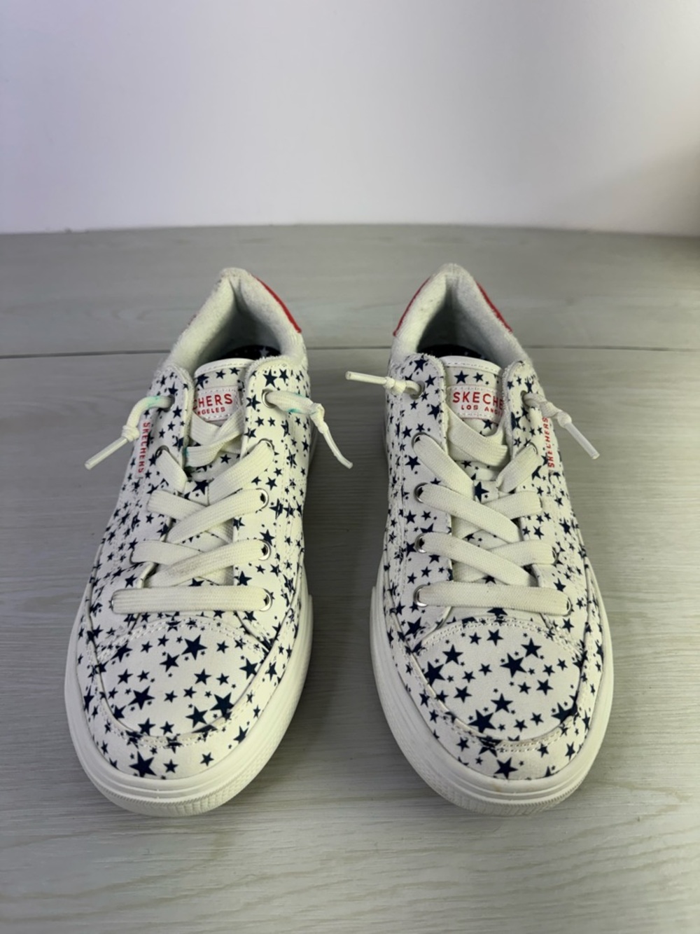 Skechers Women's Arch Fit Arcade - Born Free canvas shoes size 8.5 - Picture 2 of 9